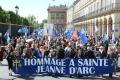 Hommage à Sainte Jeanne d'Arc dans les rues de Paris